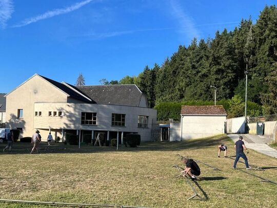 Salle polyvalente et parc
