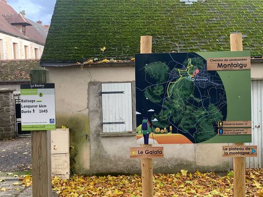 Sentiers de randonnées Le Galata et le Plateau de la montagne à Montaigu 02 Aisne panneau